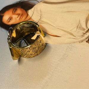 Adjustable inspired stainless steel ring